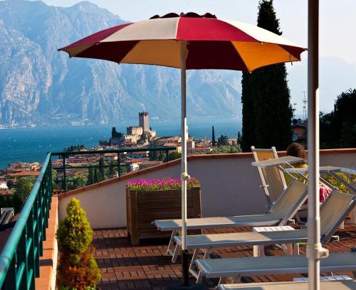 Malcesine Hotel | Hotel Villa Smeralda