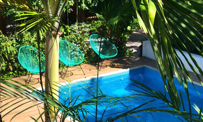 Adolfo López Mateos Hotel | Hotel Villas Colibrí Suites and Bungalows.