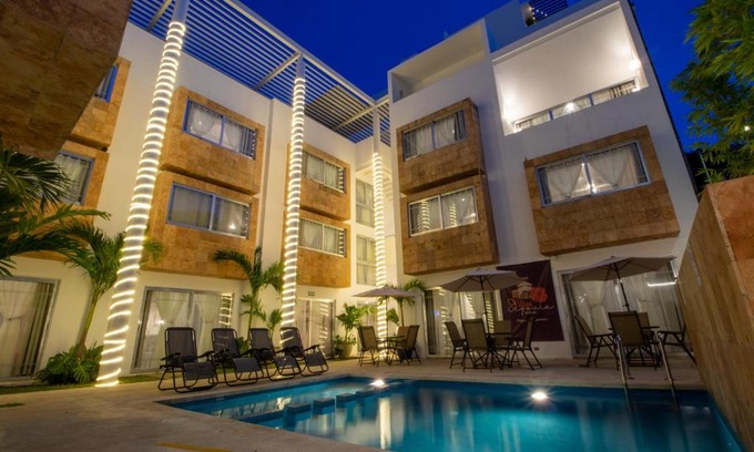 Gonzalo Guerrero Hotel | Hotel Villas Segovia Playa del Carmen