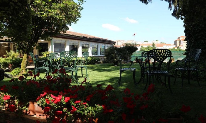 Centro histórico de Santiago de Compostela Hotel | Hotel Virxe da Cerca by Pousadas de Compostela