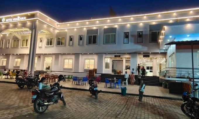 Unnao Hotel | Hotel Vrindavan