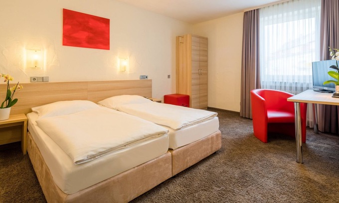 Boeblingen Hotel | Hotel Wanner am Stadtpark