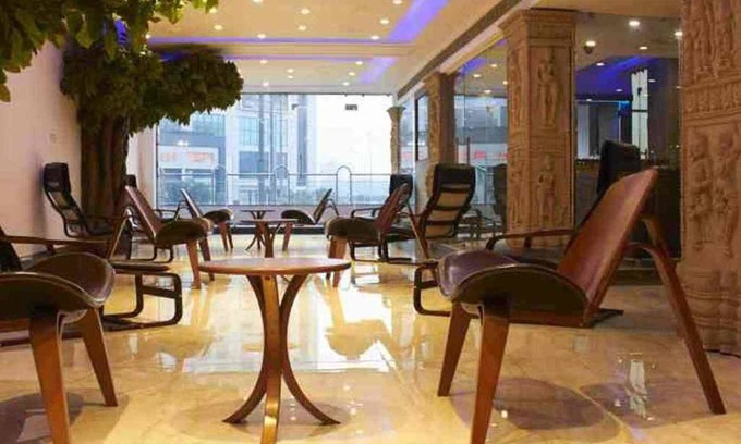 Pashim Vihar Hotel | Hotel Waterfall