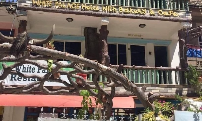 Gosainkund Hotel | Hotel White Palace