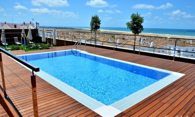 Centro de Conil de la Frontera Hotel | Hotel y Apartamentos Conilsol