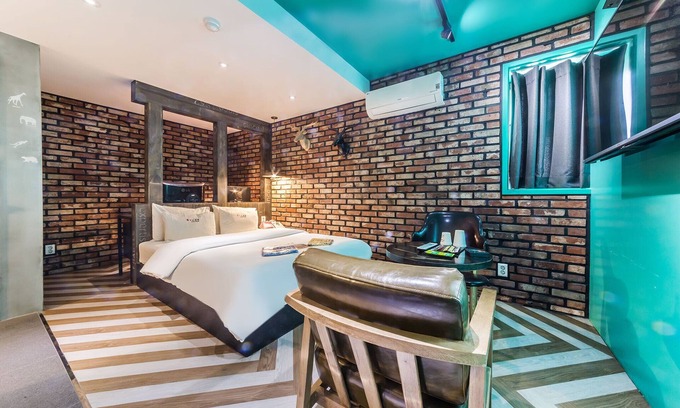 Guri Hotel | Hotel Yaja Guri Sutaek