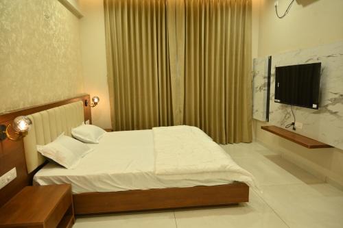 Kolhapur Hotel | Hotel Yashraj Executive