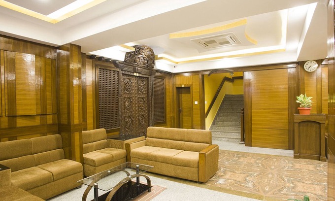 Pokhara Hotel | Hotel Yellow Pagoda Pokhara
