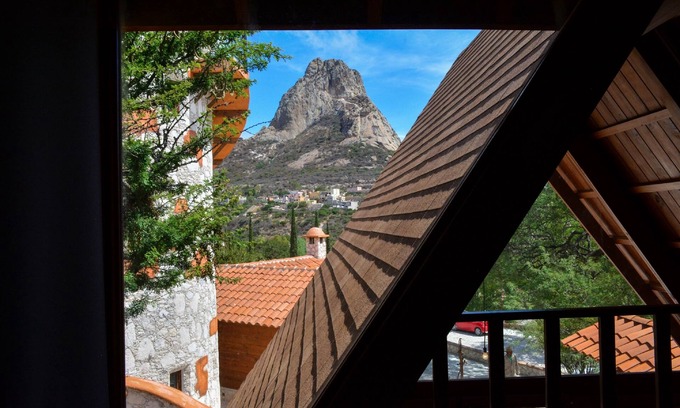 Bernal Hotel | Hotel Zidada and Chalets