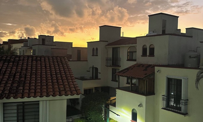 Centro de Cancún Casa | Adults Only Sunset House