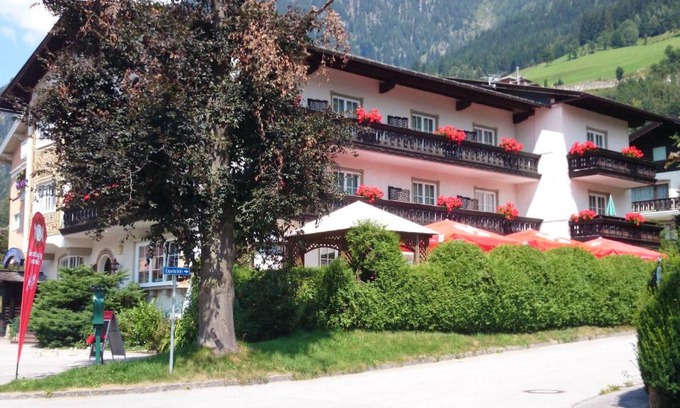 Bad Hofgastein Hotel | Hotel zum Toni