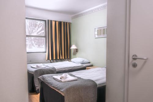 Kauniainen Apartamento | Hotelli Tiiliriihi