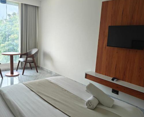 Prahlad Nagar Hotel | Hotelmaple tree