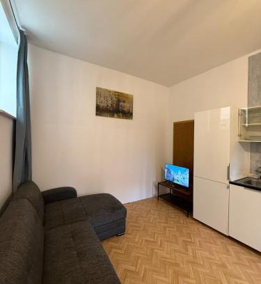 Marktbreit Apartamento | Hotelwohnung mit integrierter Küche & Bad