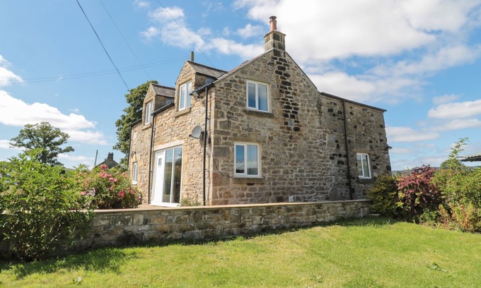 Hexham Cabaña | HOTT COTTAGE, family friendly, with a garden in Bellingham