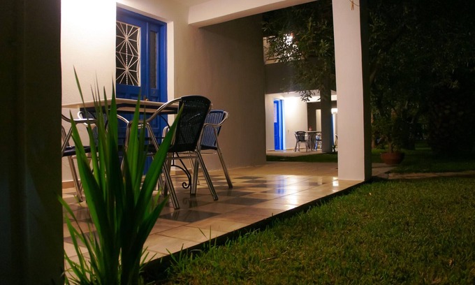 Paralio Astros Casa | Casa de vacaciones de verano en un hermoso espacio al aire libre con piscina