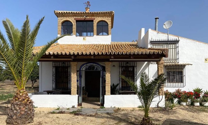 Bollullos Par del Condado Casa | Vivienda con jardín en Bollullos Par del Condado