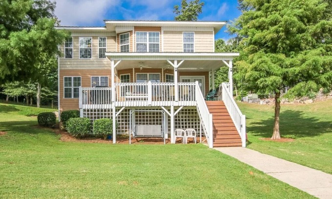 Leesburg Casa | House # 08 Dock of the Bay (no pets) private pier