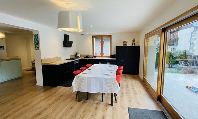 Alex Casa | ! House 140m2 ideal location between ski resorts and center of Annecy !