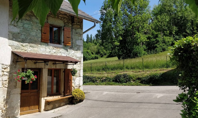 Chavornay Casa | House 2 bedrooms 5 persons 1 bathroom 65 m2 35 km Aix Les Bains