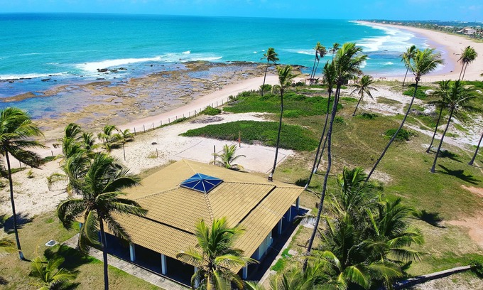Arembepe Casa | House 2 Facing the Sea with Natural Pools - Praia do Pirui