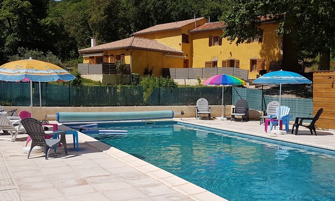 Les Arcs-sur-Argens Casa | Casa de 240 m2 en los viñedos, 6 dormitorios, 12 a 18 pers, privado