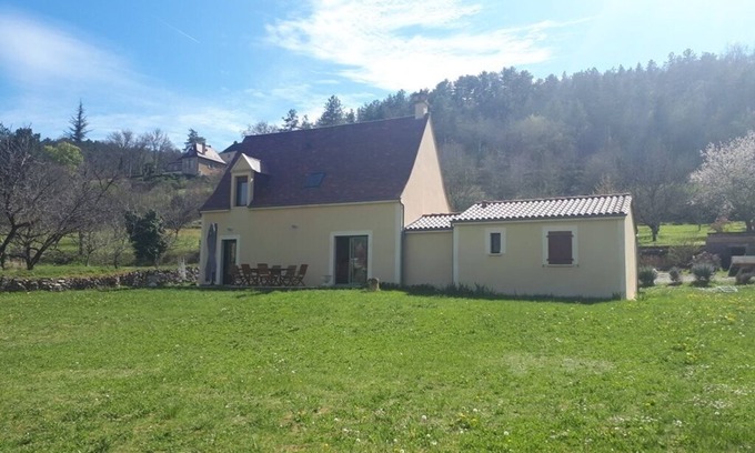 Daglan Casa | Casa 3 * reciente en pueblo 7 pers, 3 chb, 160 m ², terreno 2500 m ²