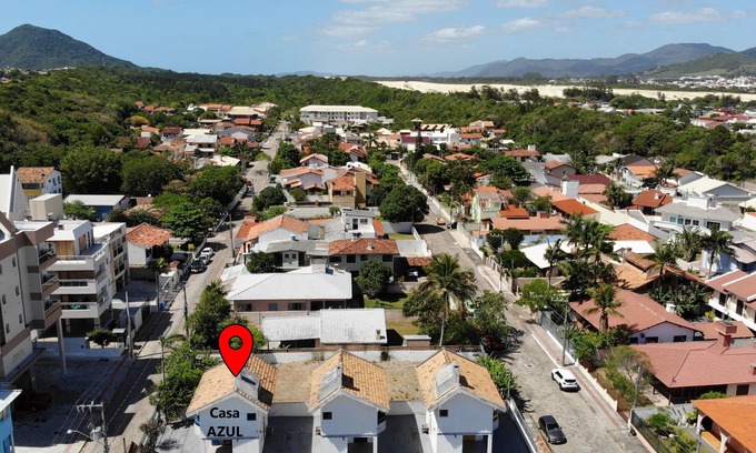 Ingleses Sul Casa | Villa Verano - Casa AZUL - 6 Personas - WiFi Gratis / TV Cable / Aire Cond. - Coz Compl