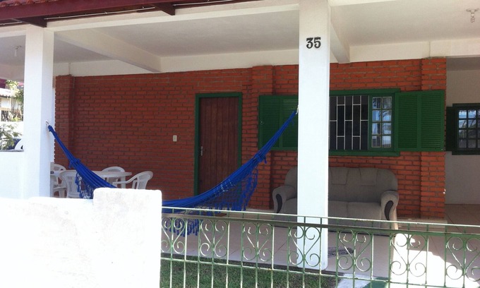 Armacao Casa | Casa a 50 metros de la playa, completa