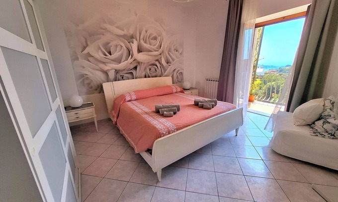 Pitelli Apartamento | House between Lerici and 5 Terre with sea view balcony