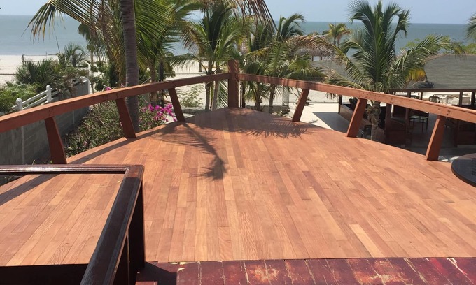 Punta Chame Alquiler De Eote | House-Boat Hecho en maderas tropicales, frente al mar, de ensueño !!