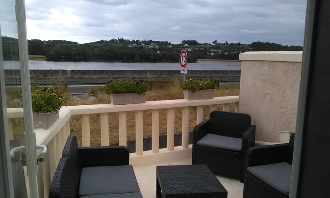 Villebernier Casa | casa bord de loire