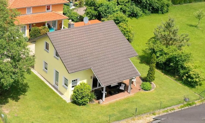 Wackersdorf Chalet De Esquí | House by the lake, vacation by the lake vacation home