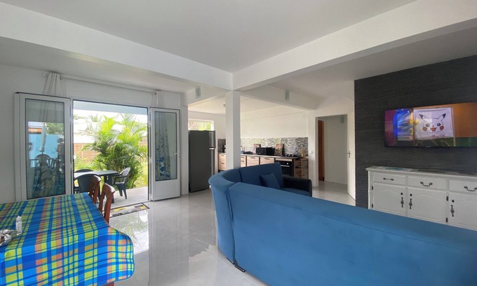 Tartane Cabaña | House by the sea