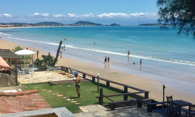 Porto Belo Apartamento | Maravillosa casa de 2 dormitorios con terraza y piscina en la playa.
