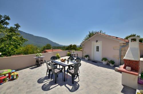 Kozljak Apartamento | House Carlo