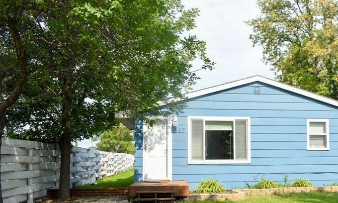 Devils Lake Casa | House close to town and lake