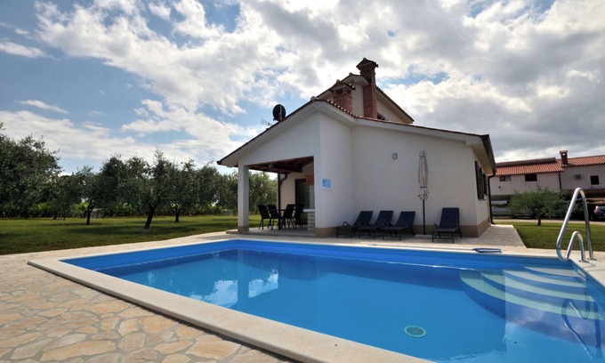 Lasici Casa | House Danci (91441-K1) - Lasici