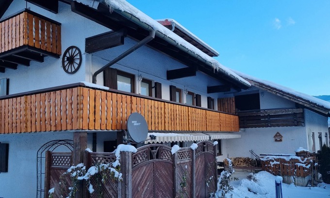 Verwaltungsgemeinschaft Hornergruppe Casa | House