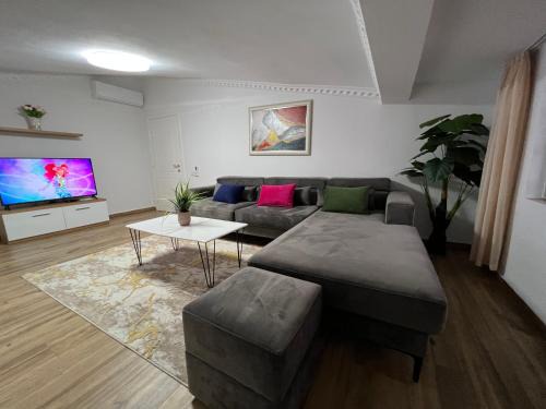 Elbasan Apartamento | House Elbasan city center 3