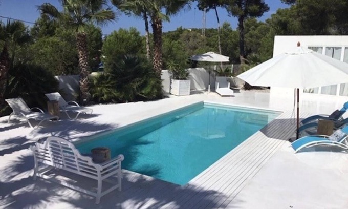Cala Comte Casa | Casa con piscina cerca de la playa en Ibiza