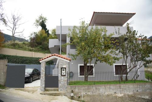 Stropones Casa | House Evia