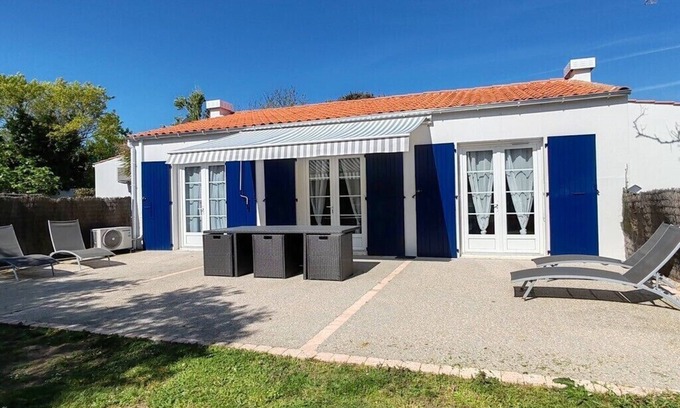 Bourcefranc-le-Chapus Casa | Pies de la villa en el agua