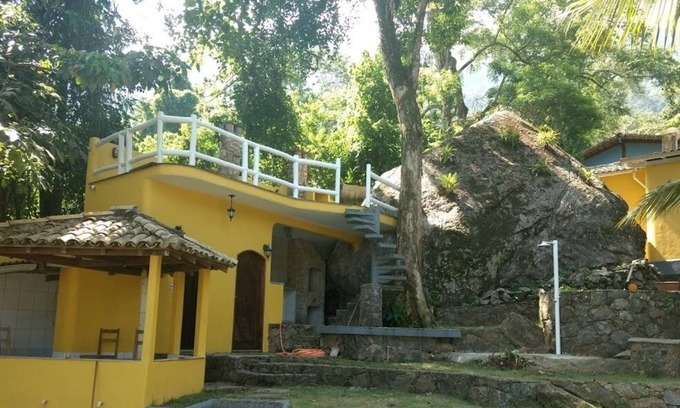 Guaeca Casa | Casa en alquiler para fines de semana en condominio en la playa de Guaeca.