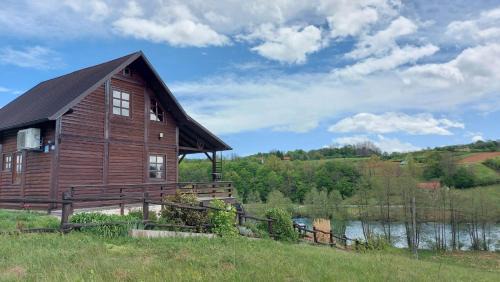 Duga Resa Casa | House for rent Mrežnica