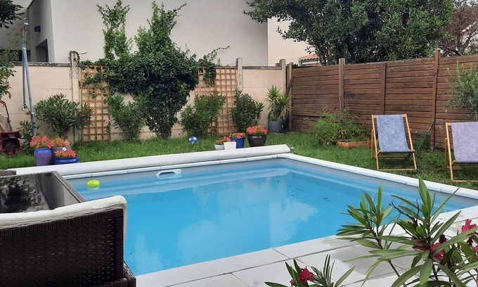 Eysines Casa | House