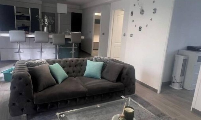 Boissy-Saint-Leger Casa | house/garden/pool/20 min from Paris
