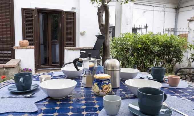 Historical Downtown Salerno Casa | House Garden San Lorenzo