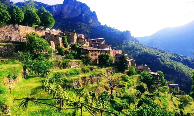 Fontan Casa | Casa en las montañas en un remanso de paz.
