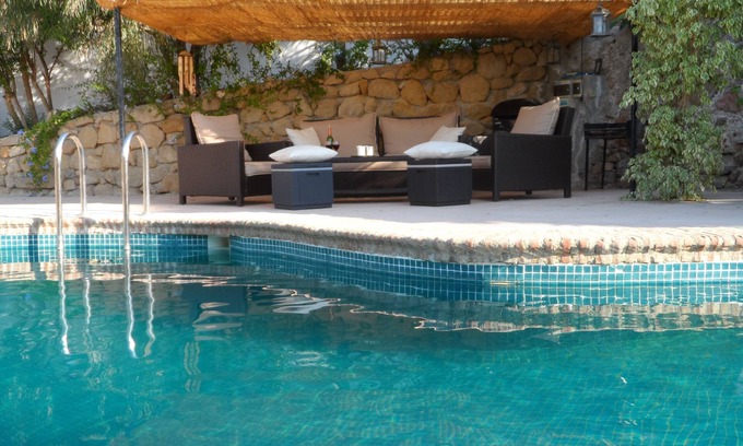 Mojacar Chalet De Esquí | Villa en entorno rural con piscina a 7 minutos de la playa de Mojácar